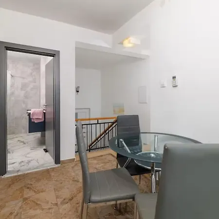 Apartman Yasmin I Marina Crikvenica