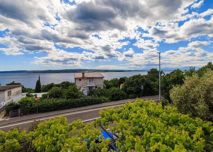Yasmin I Marina Crikvenica